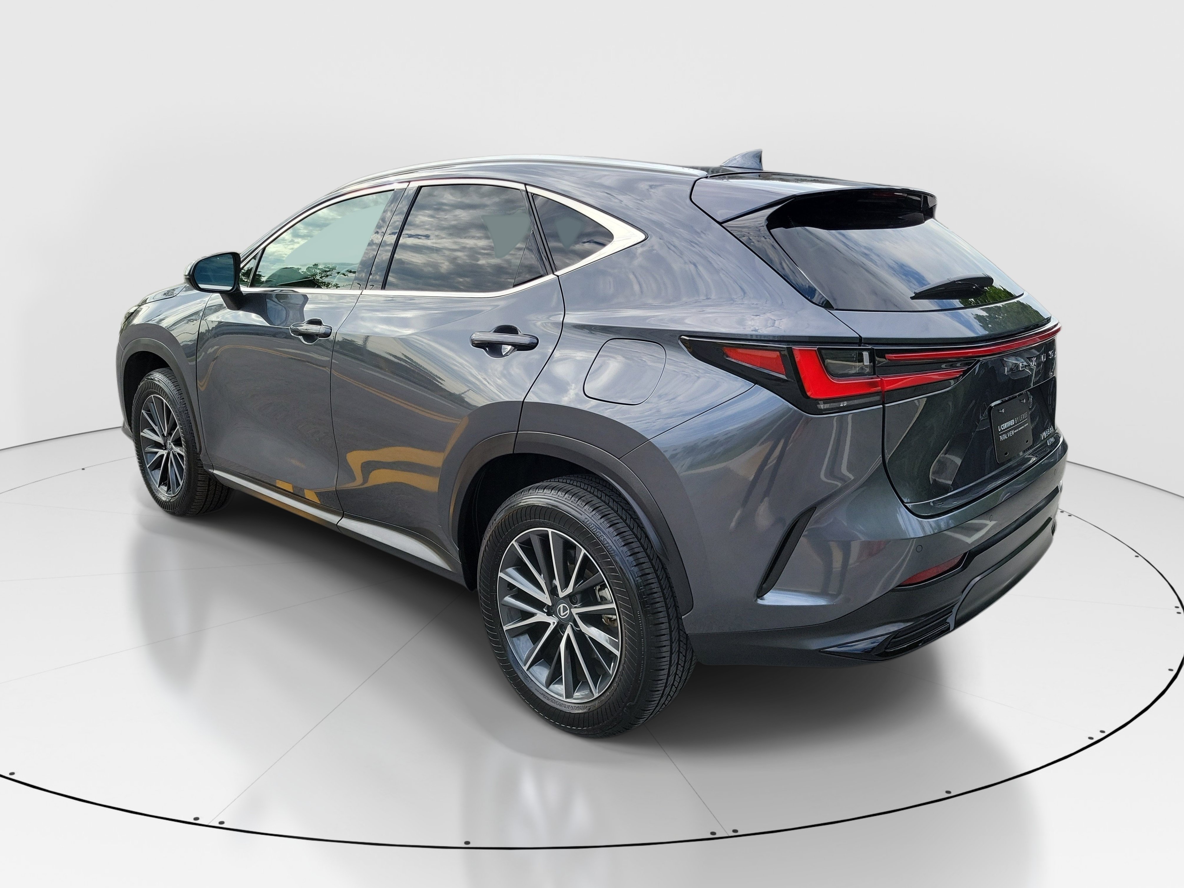 Used 2026 Lexus NX 350 AWD w/ Accessory Package (Z1) image 4