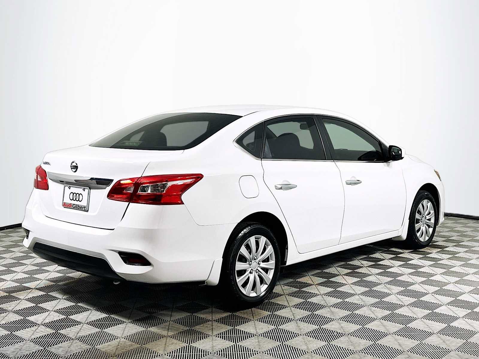 Used 2019 Nissan Sentra S FWD image 7