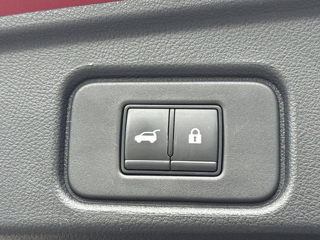 Certified 2023 Nissan Pathfinder SL w/ SL Premium Package FWD image 18