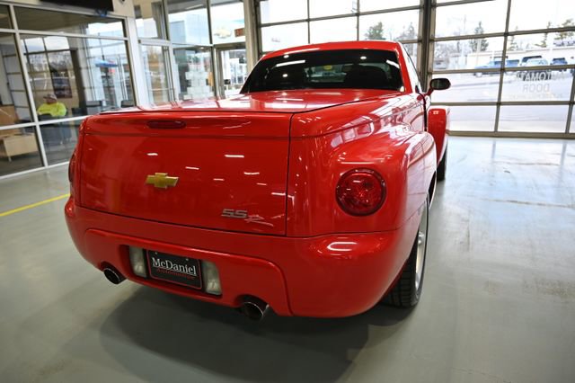 Used 2003 Chevrolet SSR w/ Preferred Equipment Group image 5