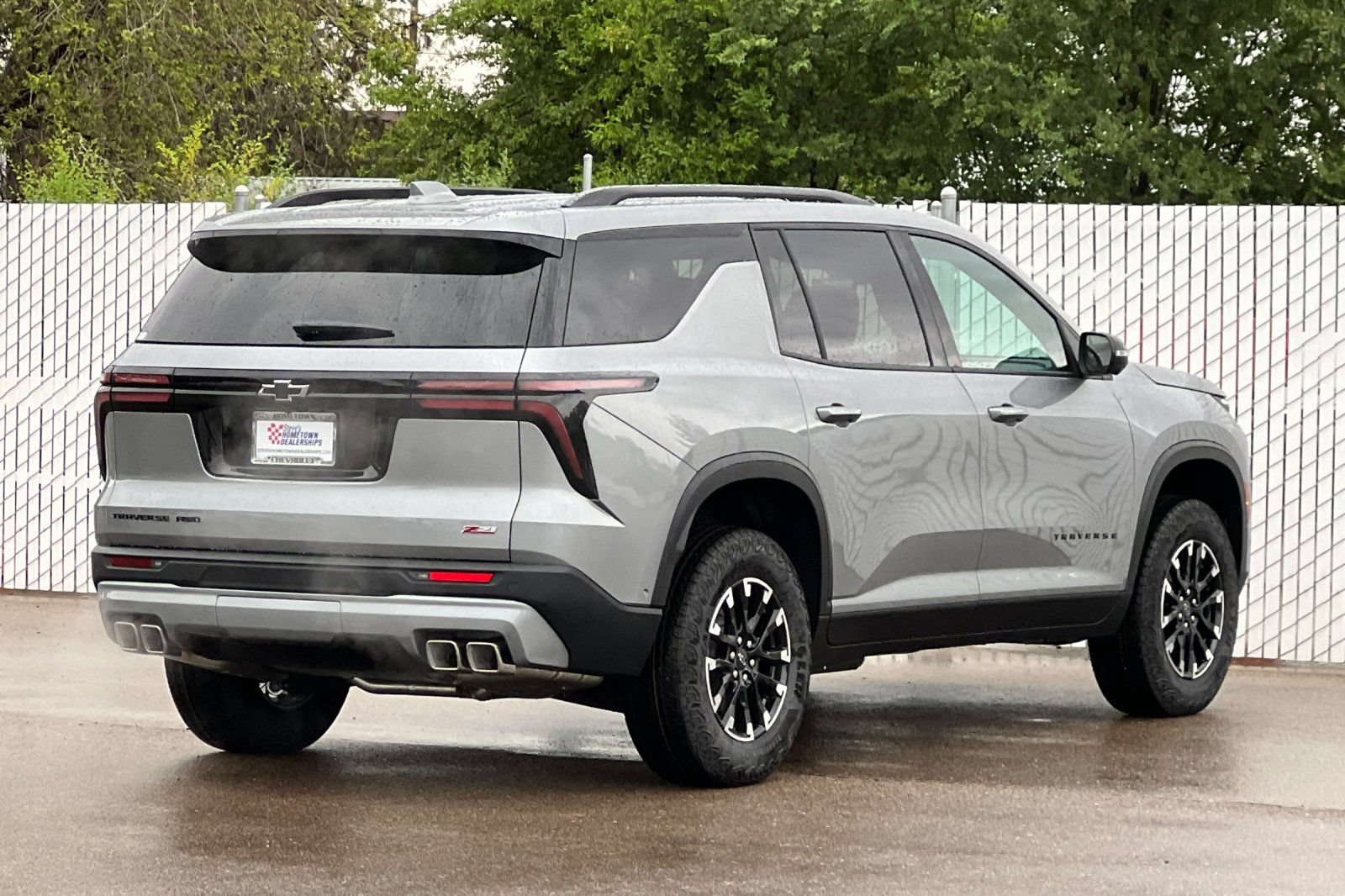 New 2026 Chevrolet Traverse Z71 w/ Enhanced Driving Package AWD/4WD image 4