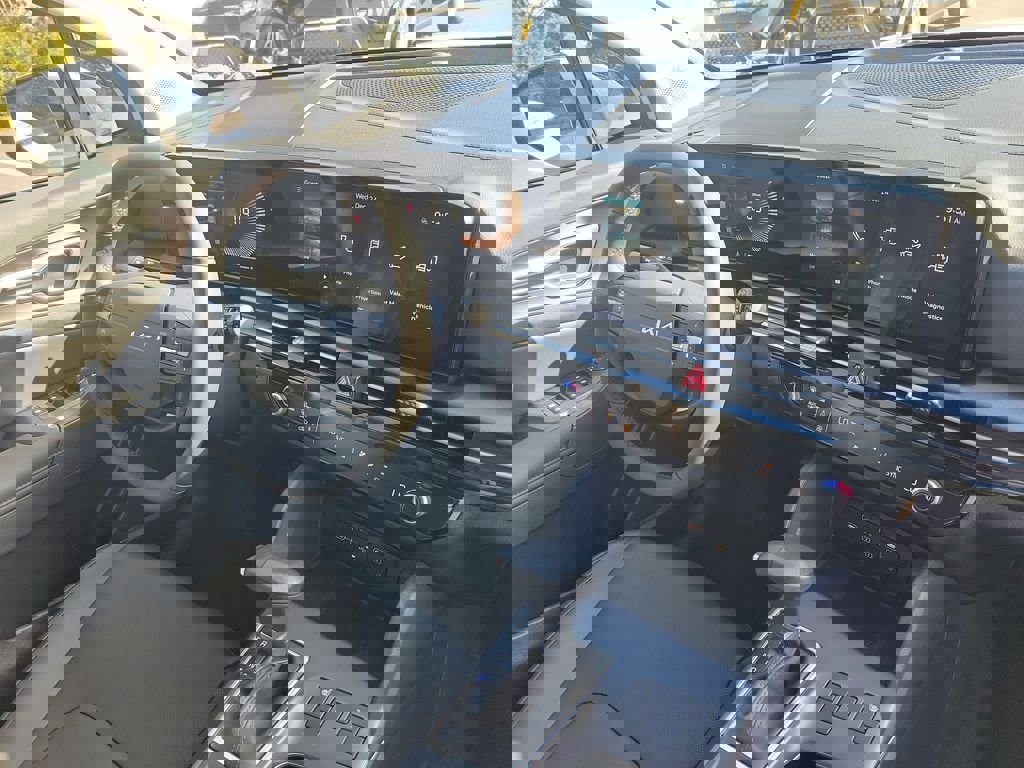 New 2026 Kia Sportage EX w/ EX Panorama Roof Package image 8