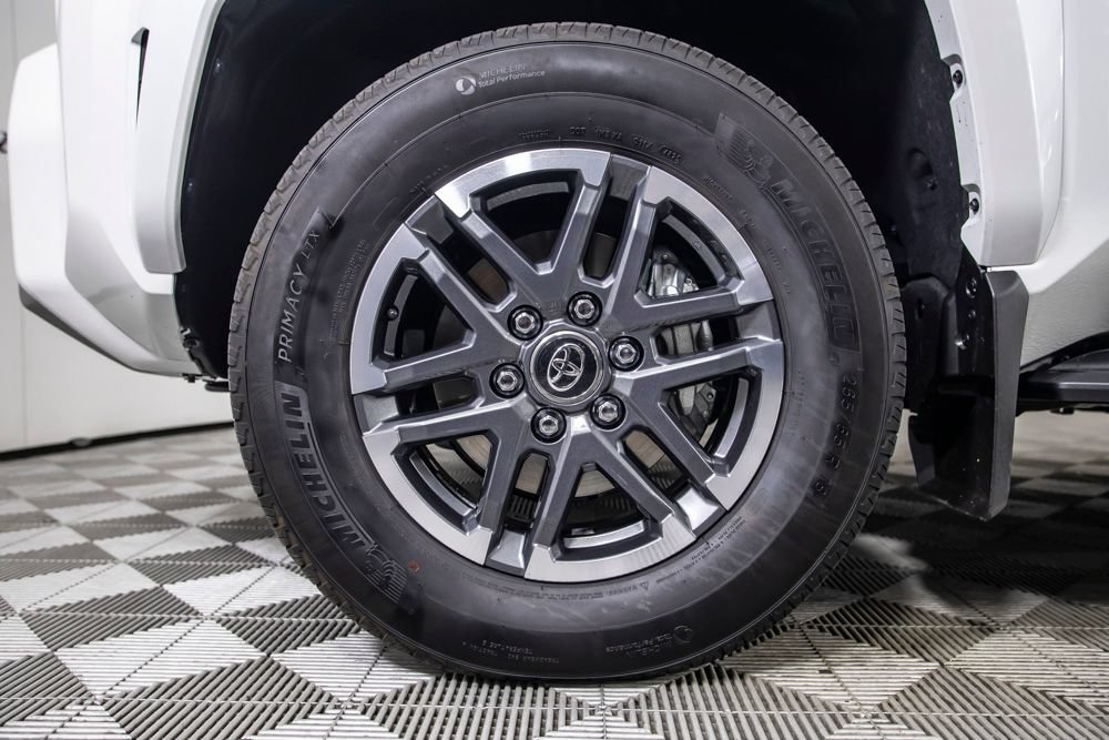 Used 2026 Toyota 4Runner Limited AWD/4WD image 41