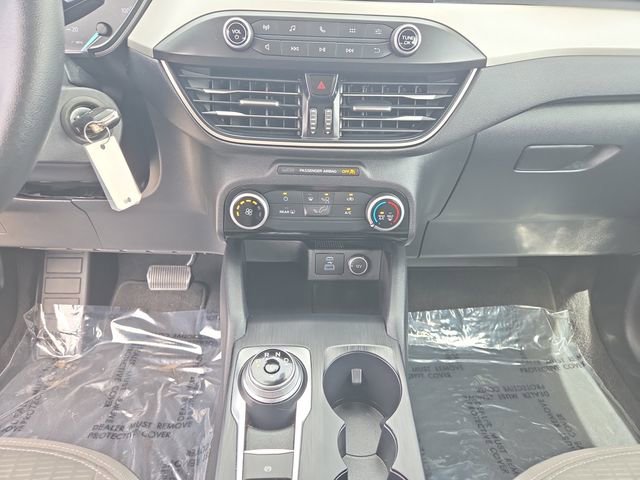 Used 2021 Ford Escape S image 11