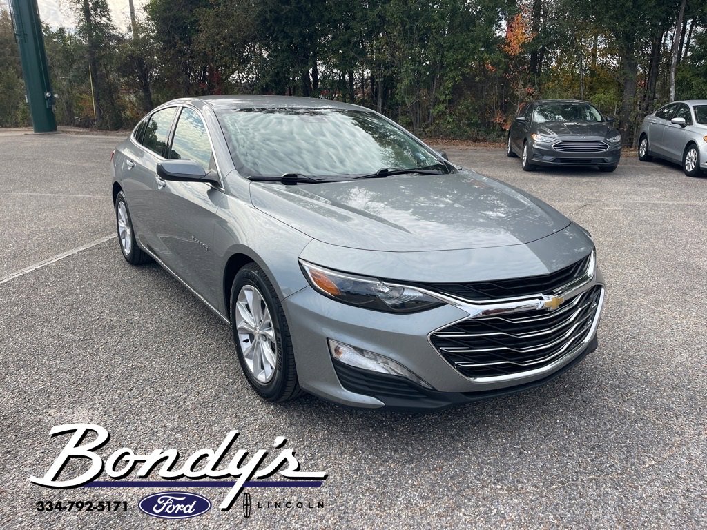 Used 2023 Chevrolet Malibu LT image 2
