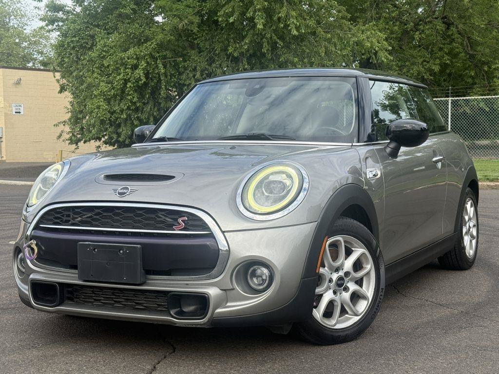 Used 2020 MINI Cooper S FWD image 1