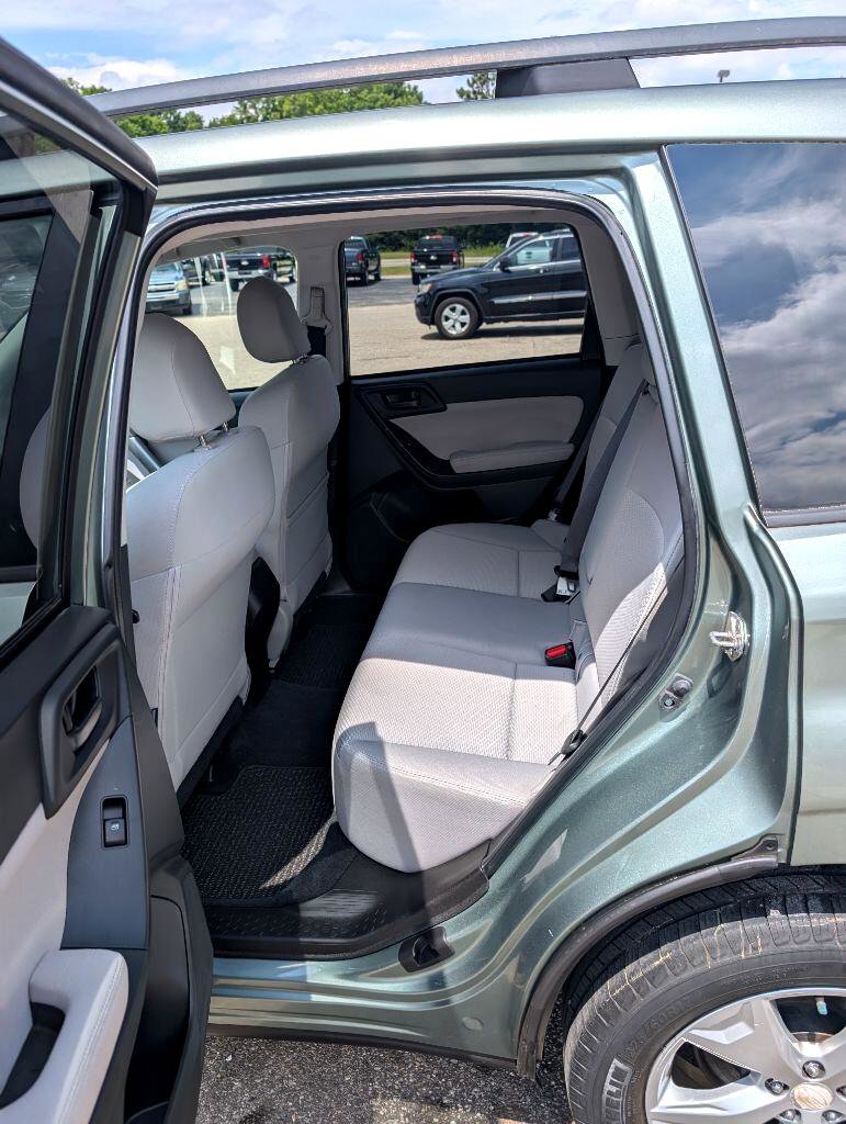 Used 2014 Subaru Forester 2.5i Premium w/ All-Weather Package image 14