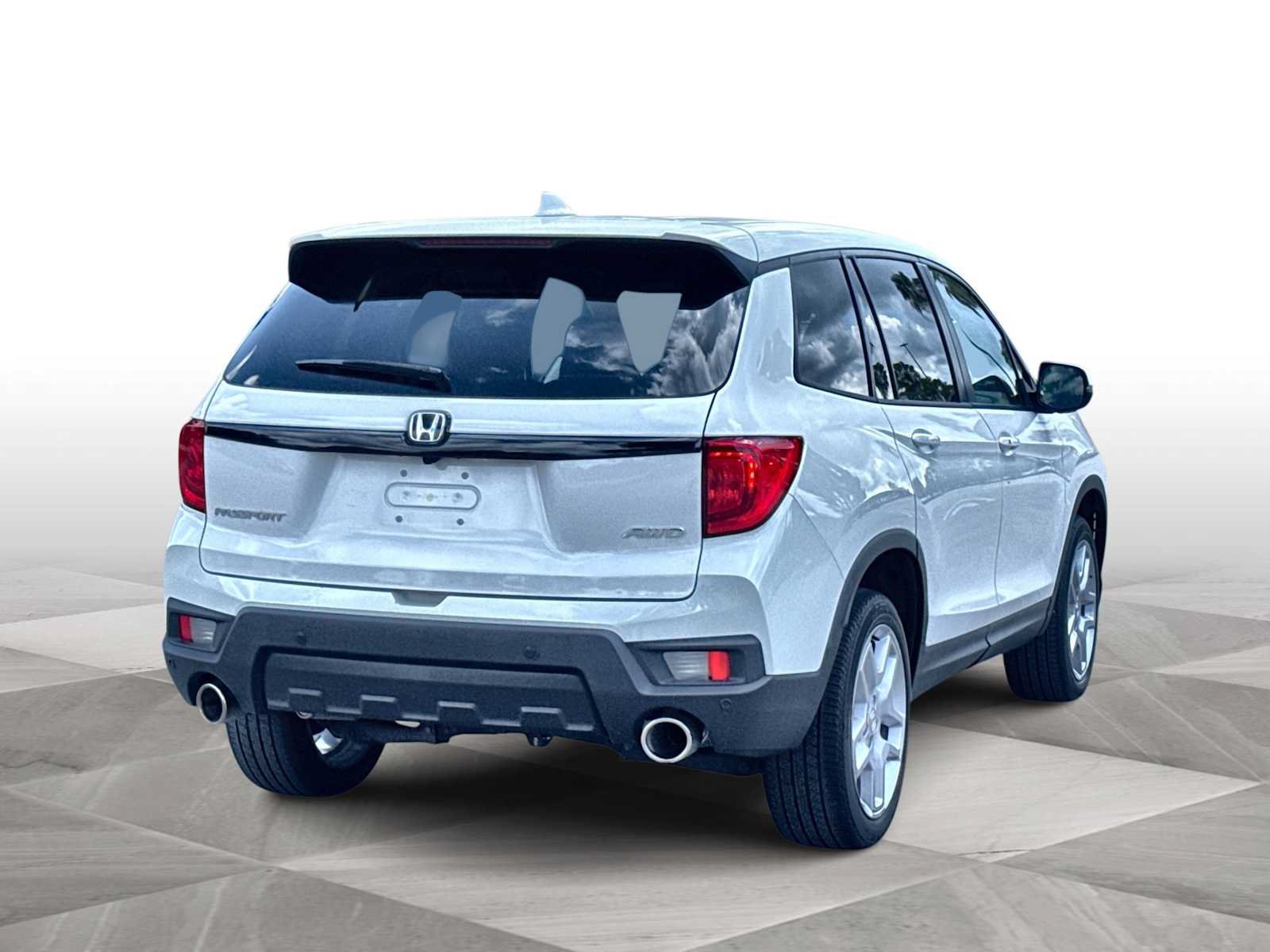 Used 2025 Honda Passport EX-L image 8