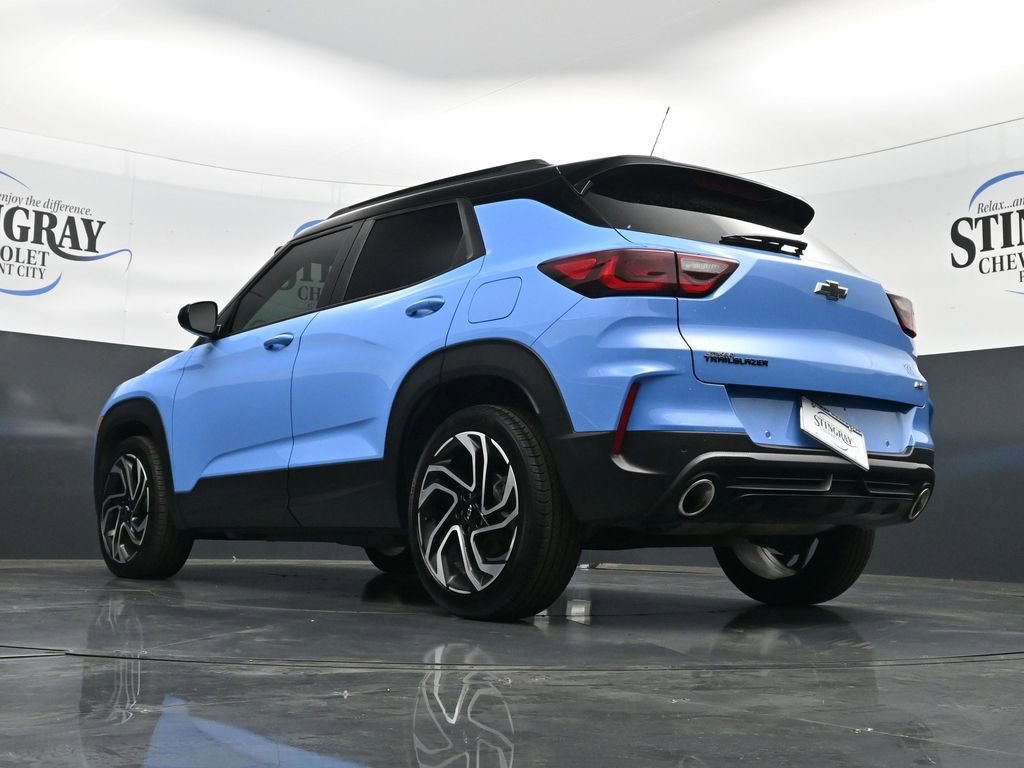 Used 2024 Chevrolet TrailBlazer RS w/ Driver Confidence Package image 21