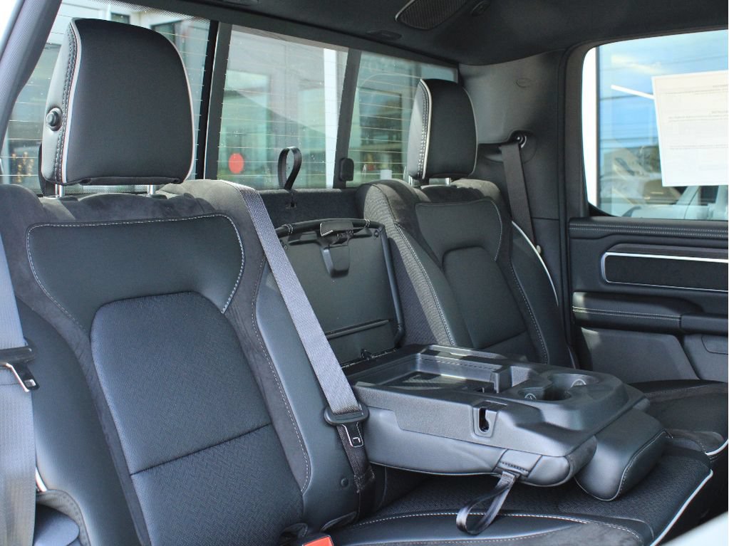 New 2026 RAM 1500 Laramie AWD/4WD image 29