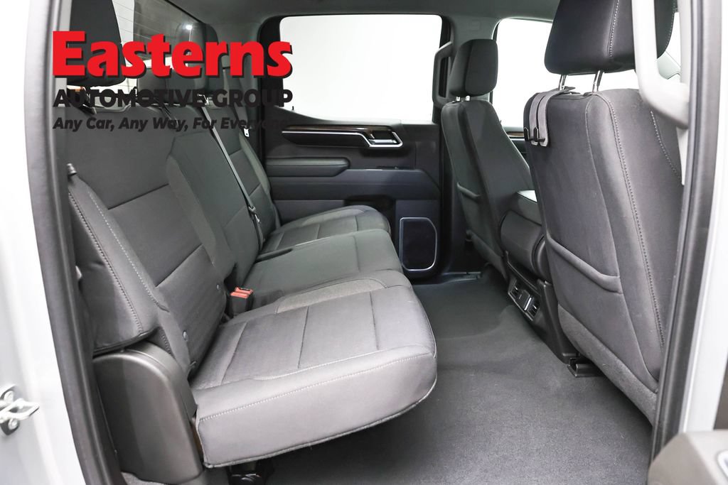 Used 2022 Chevrolet Silverado 1500 LT AWD/4WD image 25