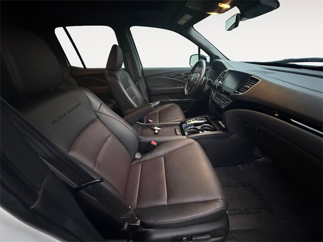 Used 2022 Honda Ridgeline Black Edition image 14