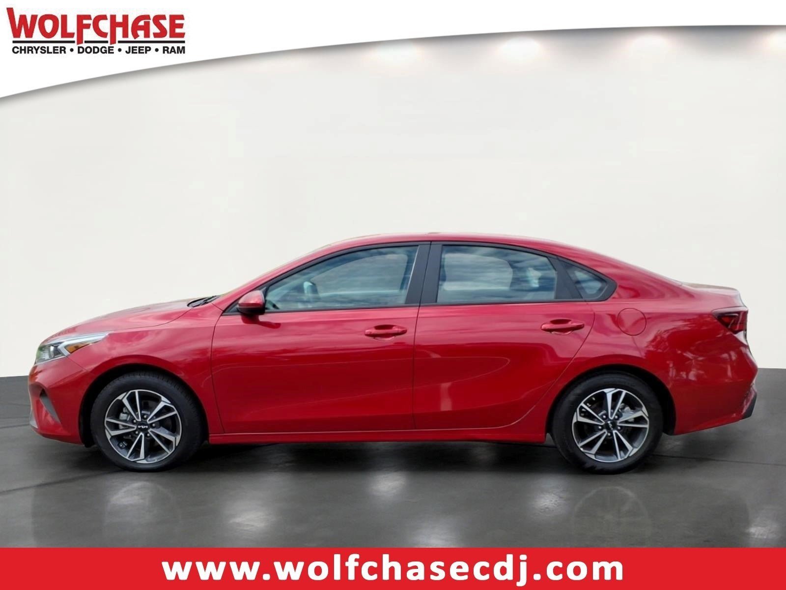 Used 2024 Kia Forte LXS FWD image 2