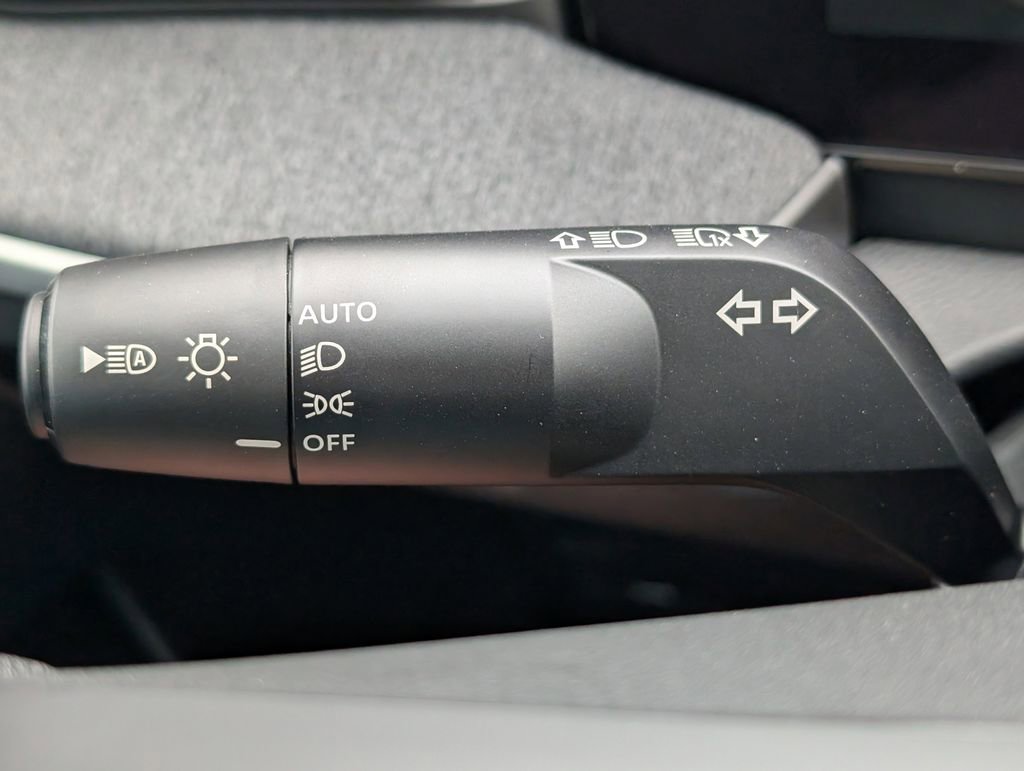 New 2026 Nissan Kicks SV image 24