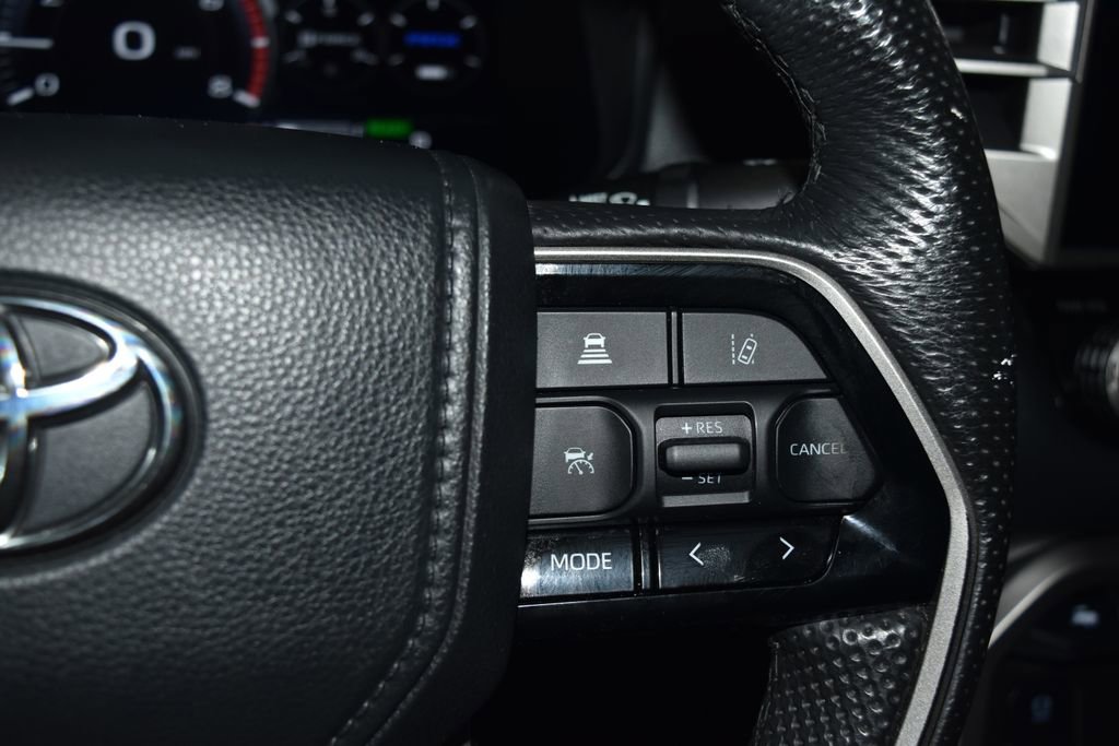 Used 2024 Toyota Tundra Limited AWD/4WD image 10