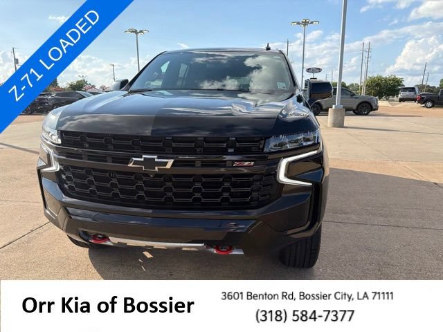 Used 2024 Chevrolet Tahoe Z71 w/ Luxury Package AWD/4WD image 2