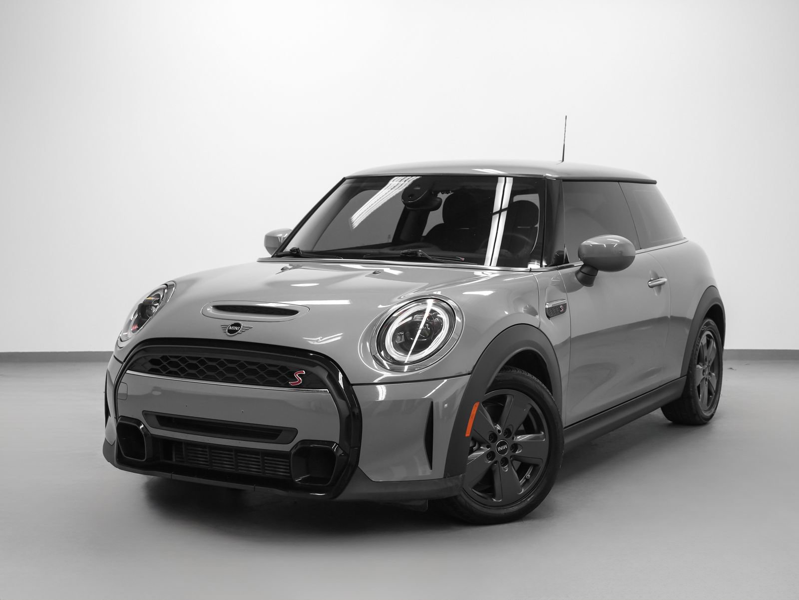 Used 2022 MINI Cooper S image 6