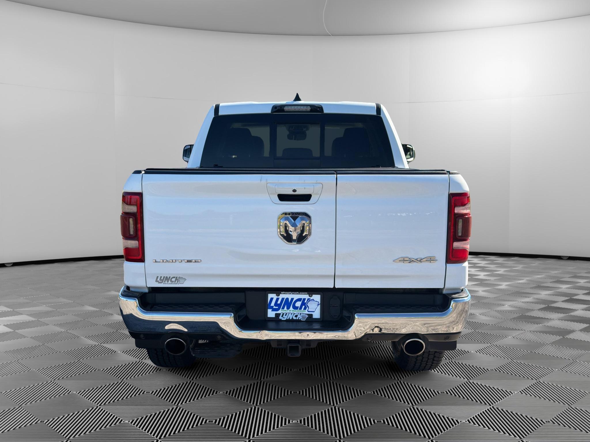 Used 2023 RAM 1500 Limited AWD/4WD image 3
