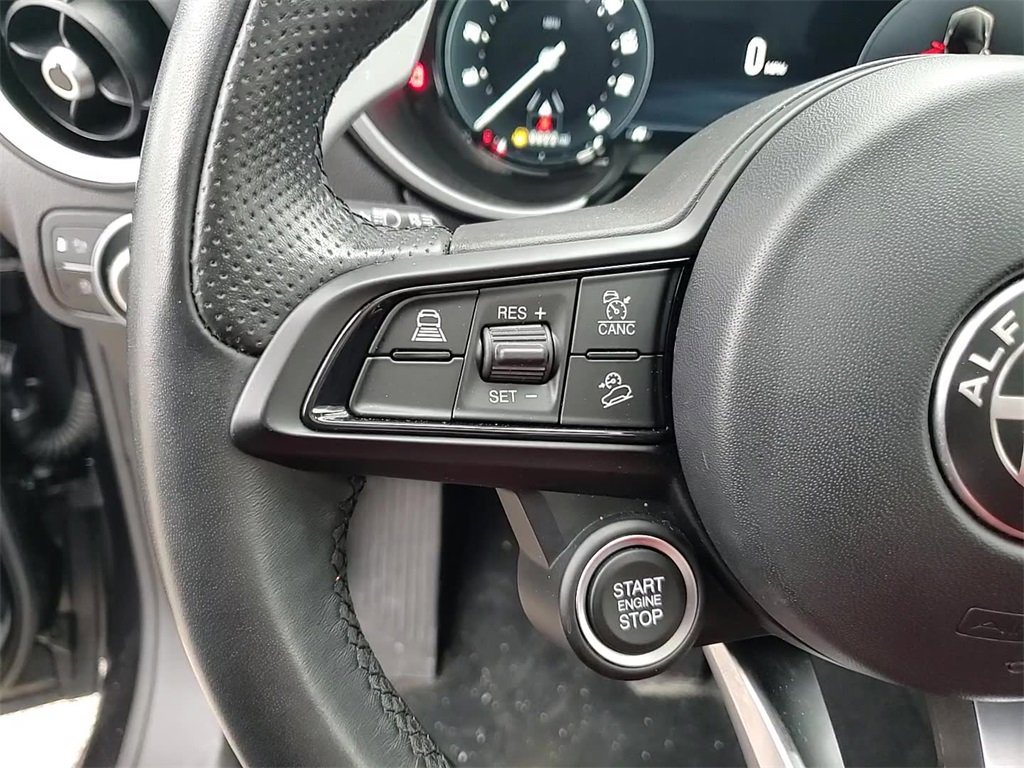 Used 2024 Alfa Romeo Stelvio Veloce image 14