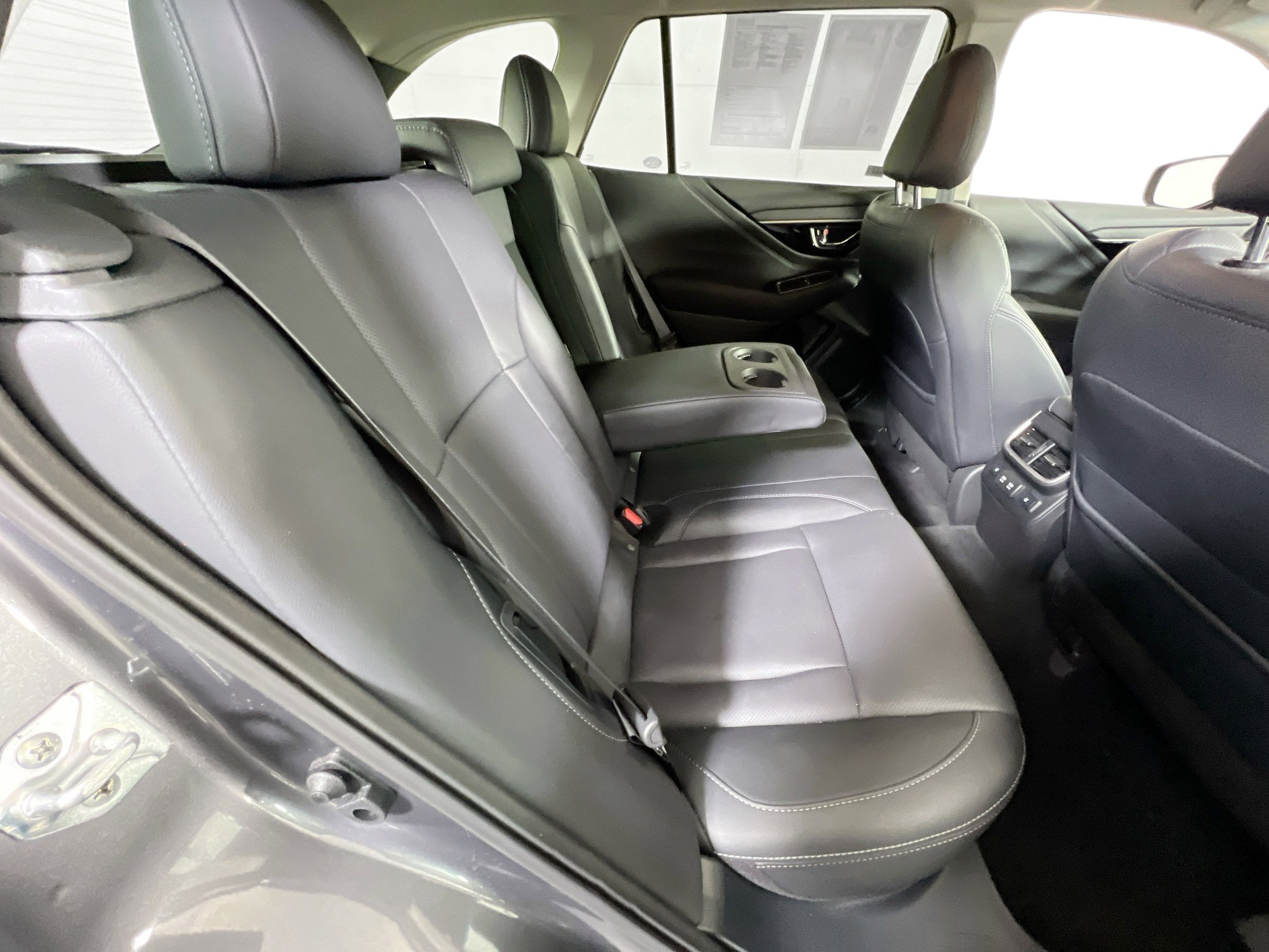 Used 2022 Subaru Outback Limited XT image 28