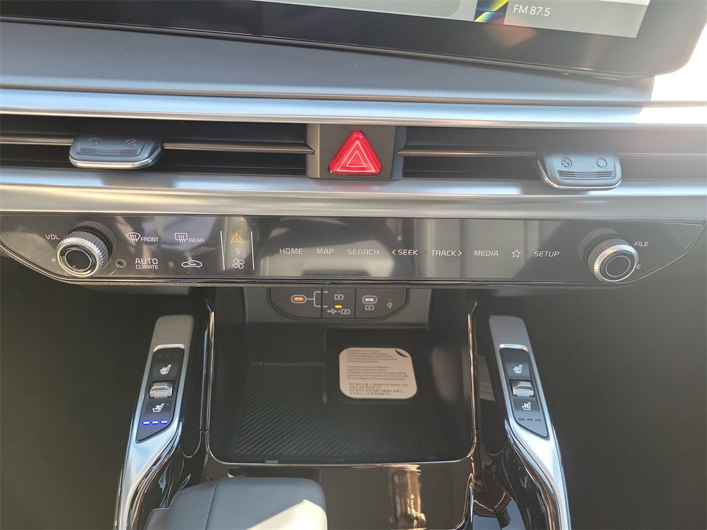 New 2026 Kia Sorento SX image 35