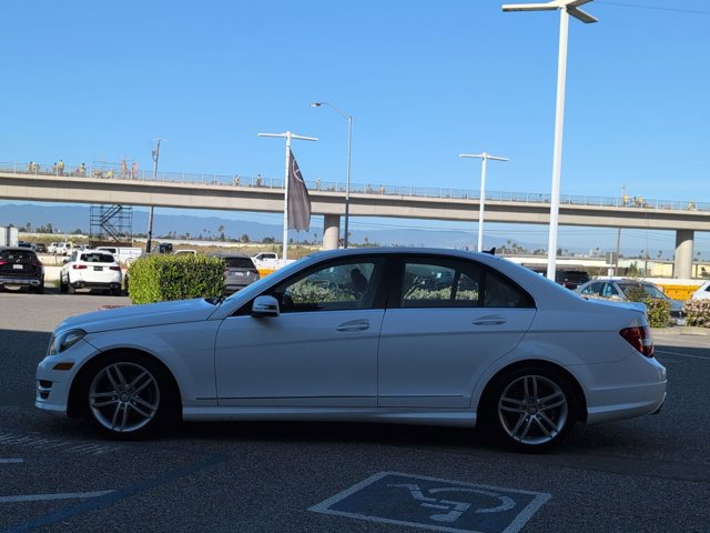 Used 2013 Mercedes-Benz C 250 Sedan image 9