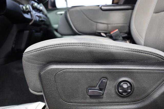 Used 2020 RAM 1500 Big Horn AWD/4WD image 18
