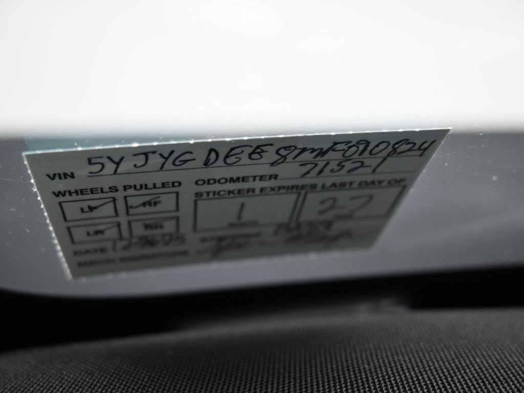 Used 2021 Tesla Model Y Long Range image 9