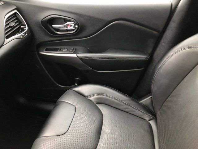 Used 2022 Jeep Cherokee Limited image 13