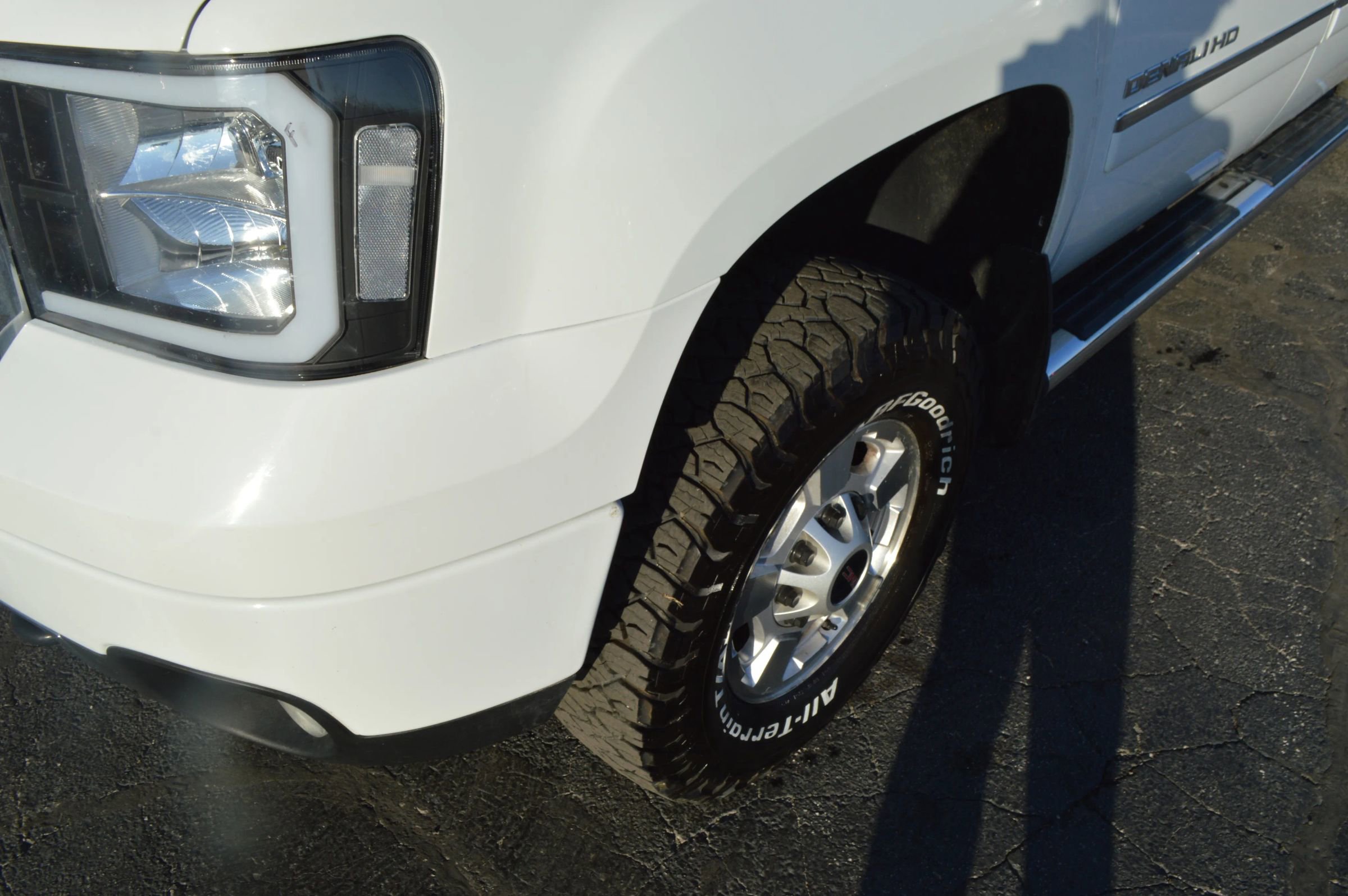 Used 2013 GMC Sierra 2500 Denali image 3
