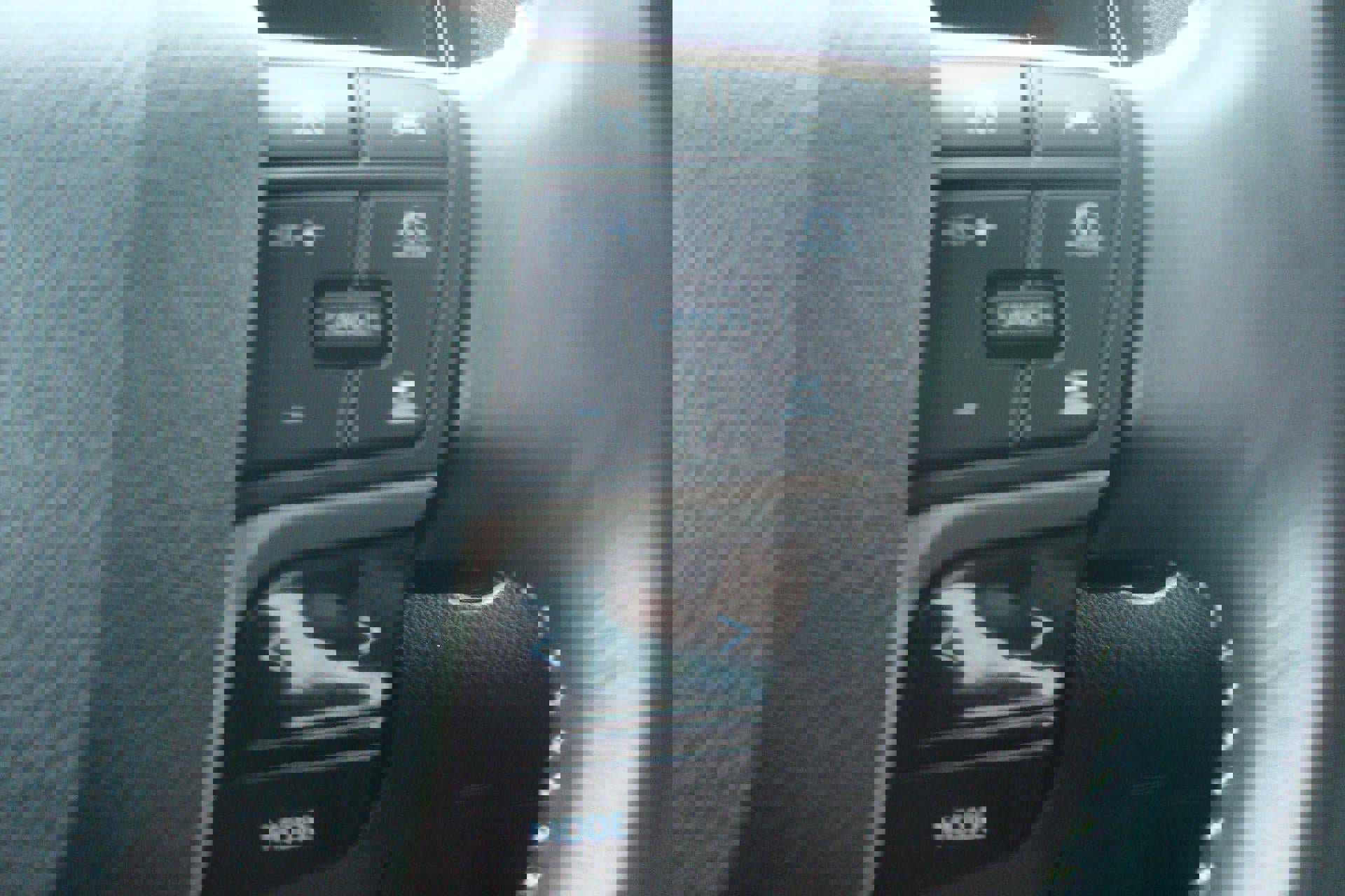 Used 2025 Toyota Camry SE image 16