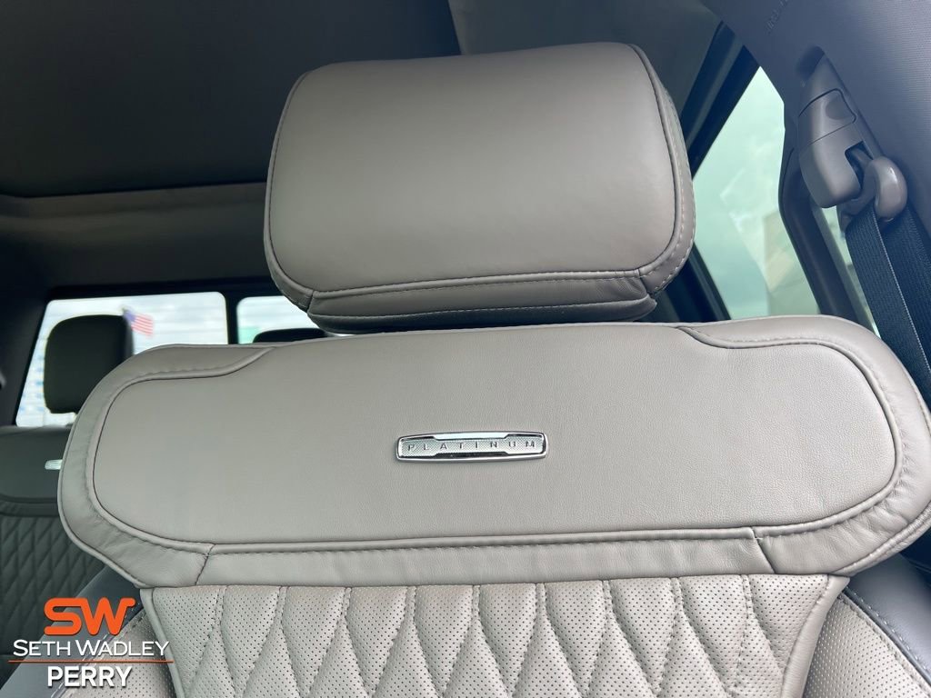 New 2025 Ford F350 Platinum w/ Platinum Plus Package image 11