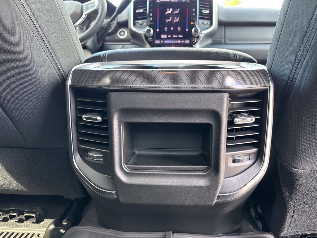 New 2027 RAM 2500 Big Horn AWD/4WD image 24