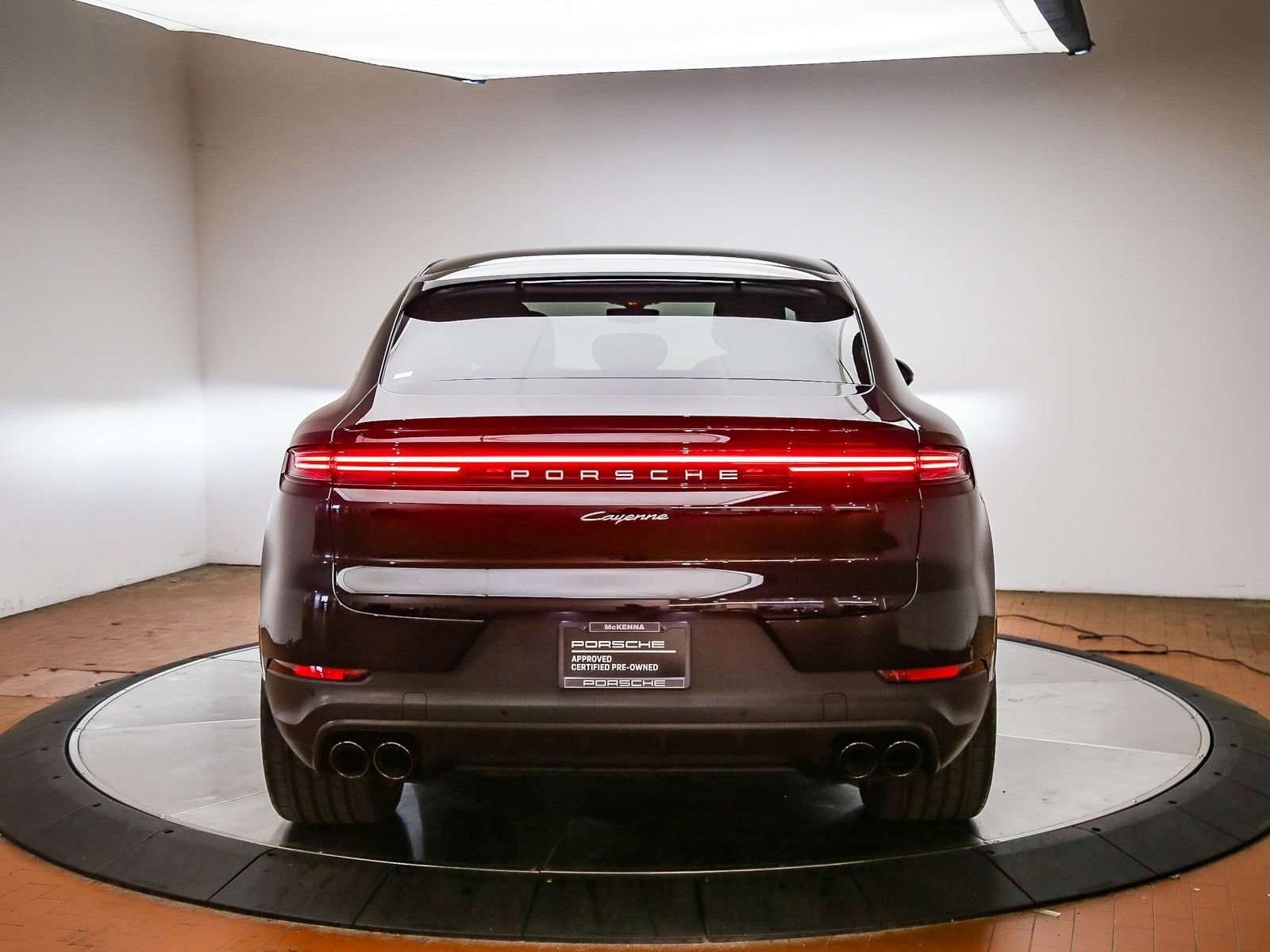Certified 2026 Porsche Cayenne Coupe AWD/4WD image 7