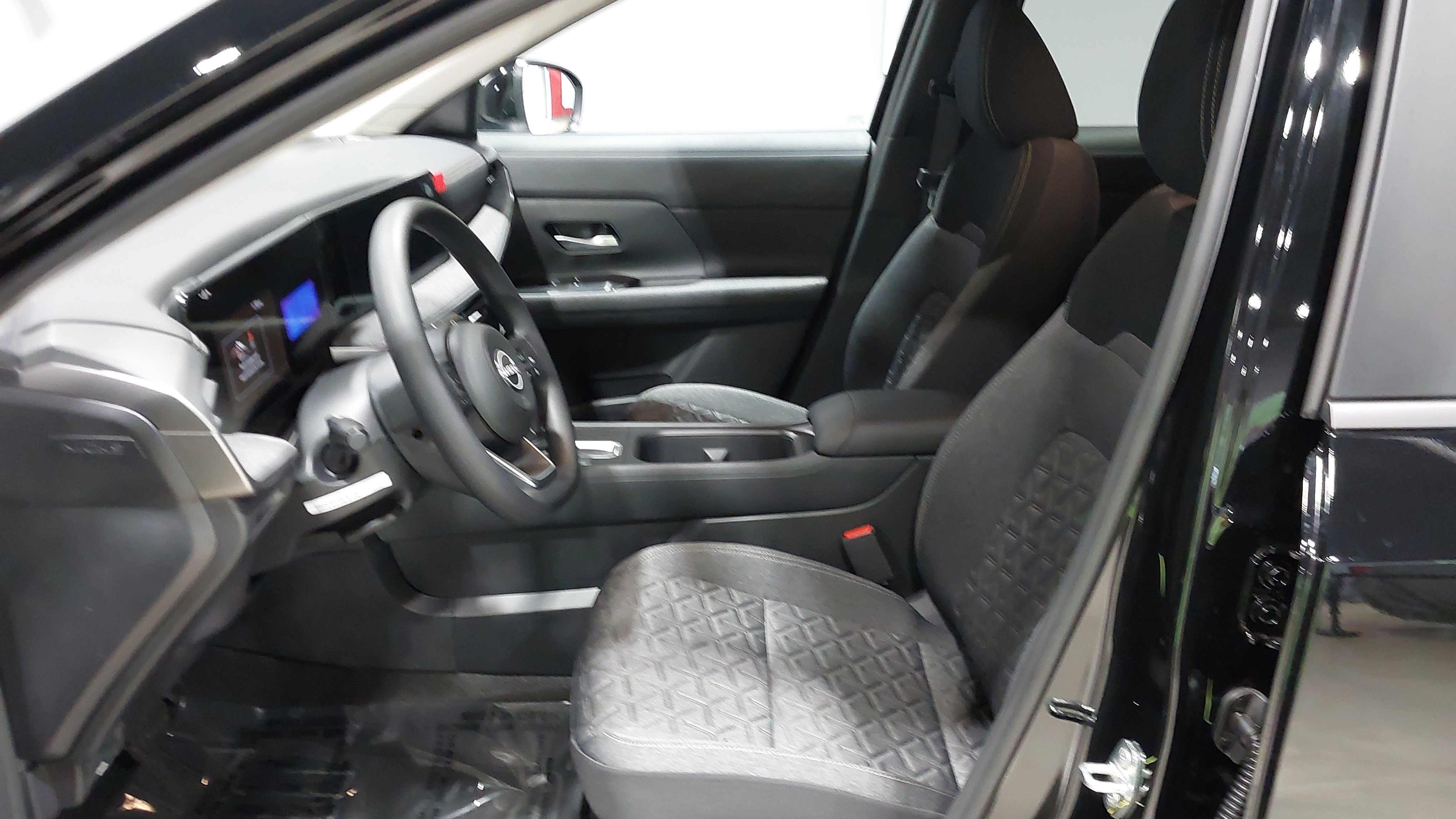 New 2026 Nissan Kicks SV w/ Cold Weather Package AWD/4WD image 20