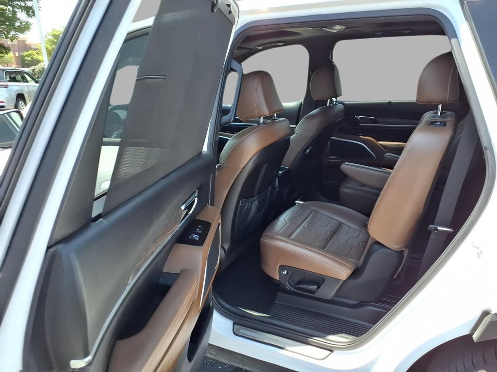 Used 2022 Kia Telluride SX w/ SX Prestige Package AWD/4WD image 25