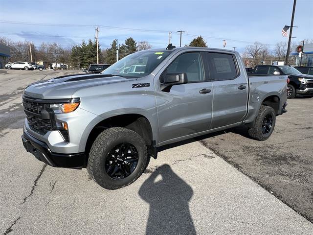 New 2026 Chevrolet Silverado 1500 Custom Trail Boss w/ Dark Appearance Package image 1