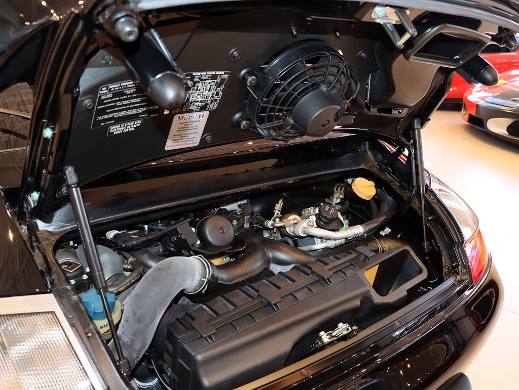 Used 2001 Porsche 911 Turbo image 63