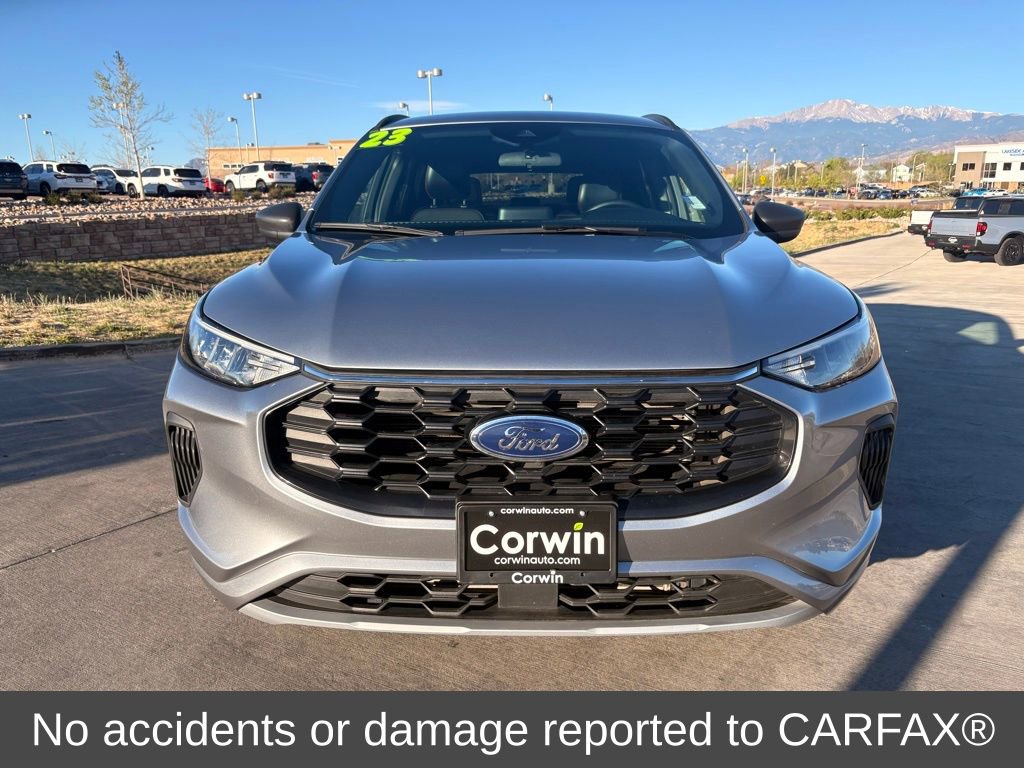 Used 2023 Ford Escape ST-Line AWD/4WD image 2