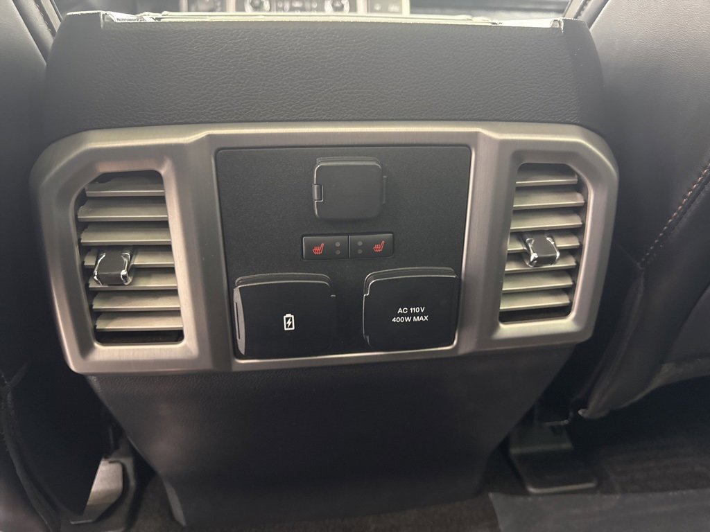 Used 2020 Ford F150 Platinum w/ Equipment Group 701A Luxury image 23