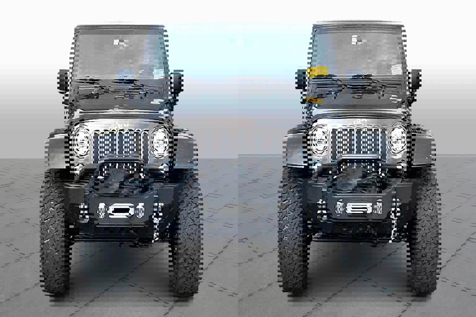 Used 2017 Jeep Wrangler Unlimited Sahara image 4