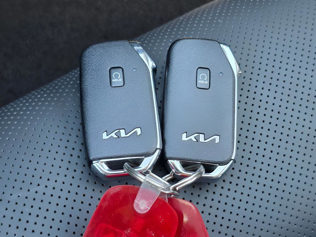 Used 2024 Kia EV6 Wind AWD/4WD image 37