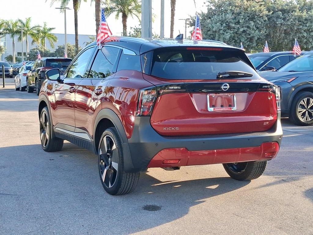 Certified 2025 Nissan Kicks SR FWD image 4