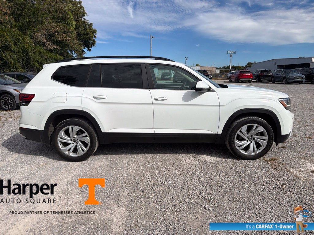 Used 2023 Volkswagen Atlas SE w/ Panoramic Sunroof Package AWD/4WD image 6