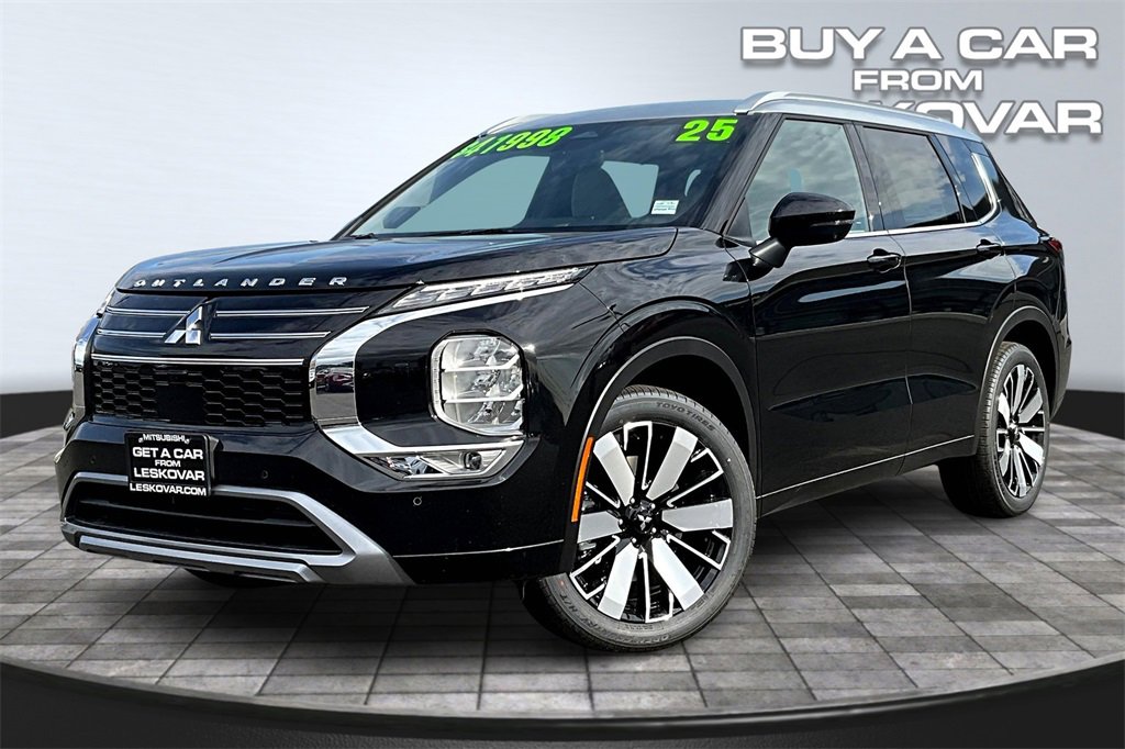 New 2025 Mitsubishi Outlander AWD image 2