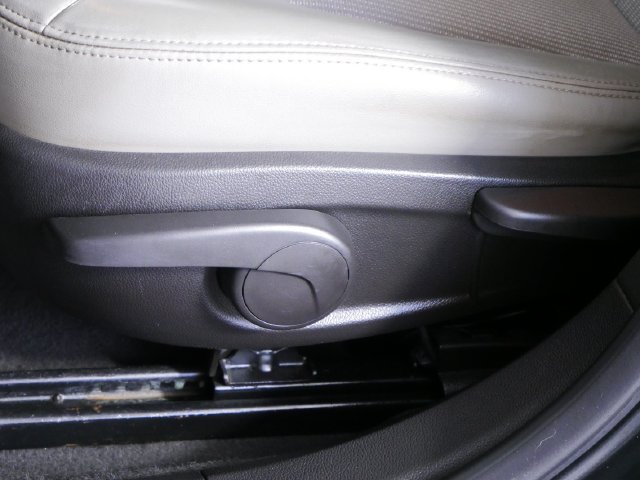 Used 2015 Buick Verano FWD image 19