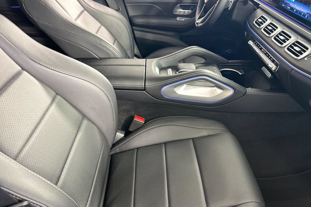 Certified 2024 Mercedes-Benz GLS 450 4MATIC image 21