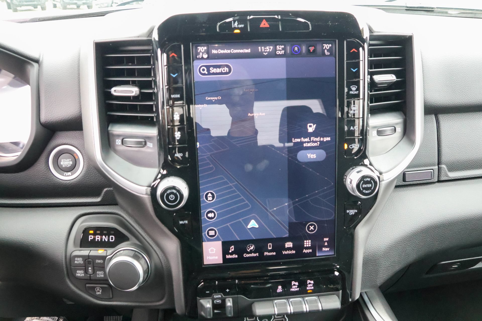 New 2026 RAM 1500 4x4 Crew Cab image 17