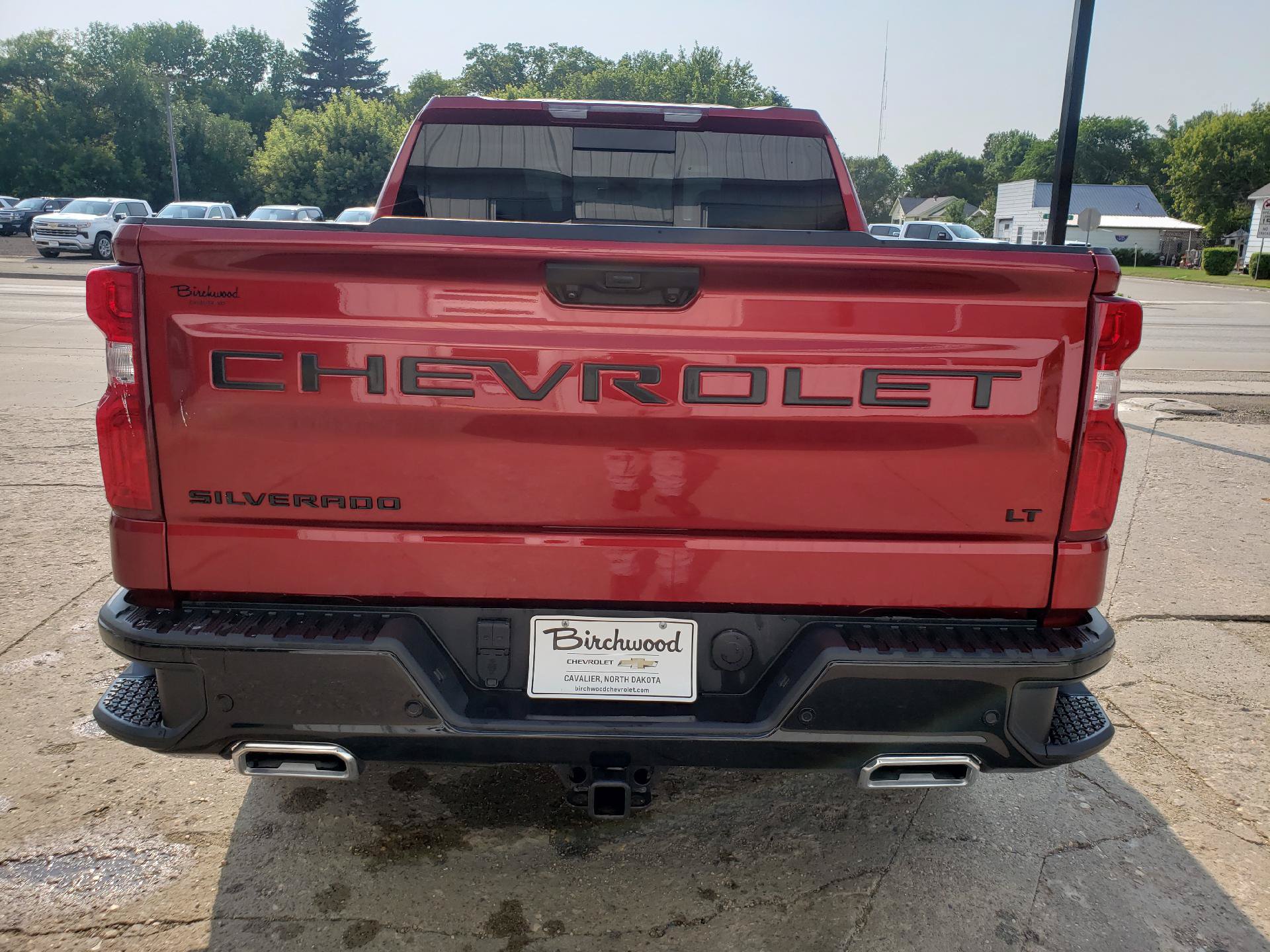 Used 2024 Chevrolet Silverado 1500 LT Trail Boss w/ LT Trail Boss Premium Package AWD/4WD image 4