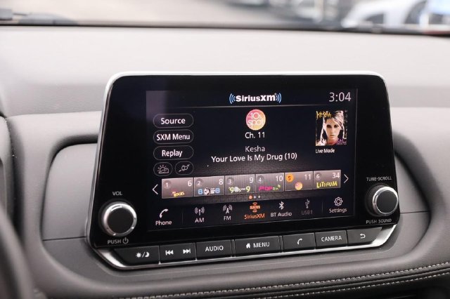 Certified 2025 Nissan Rogue SV AWD/4WD image 17